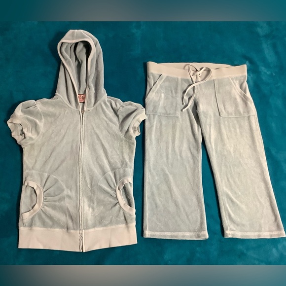 Juicy Couture Y2K Terry Shorts 32 x 18 Zip Up Hoodie Set - Picture 3 of 13